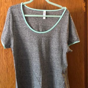 Lularoe Gray with light green trim XL Perfect T